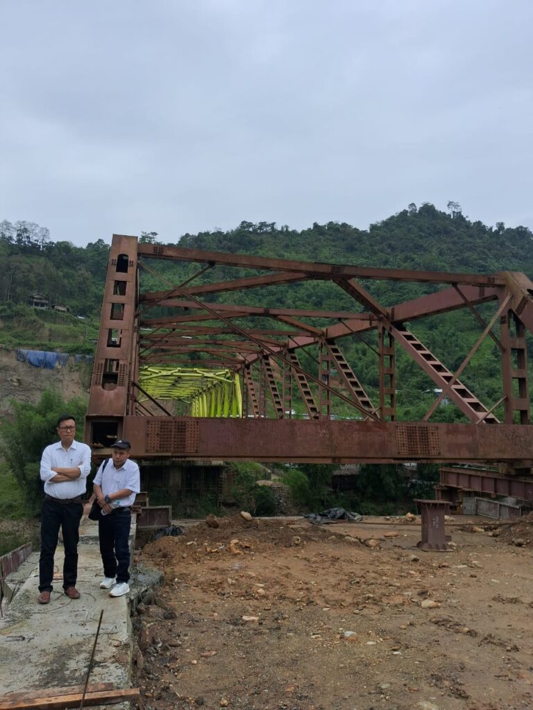 DC inspects Subansiri bridge works