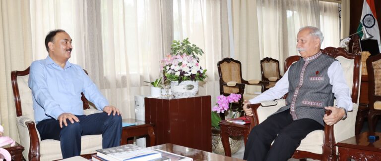 Guv urges police to adopt mission-oriented approach in policing