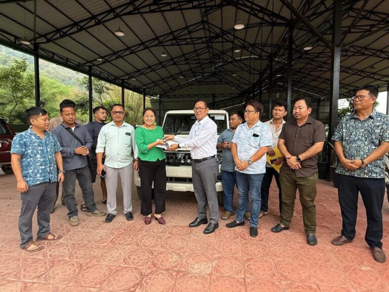 MLA Nabam Vivek donates Bolero to Gumto CO office