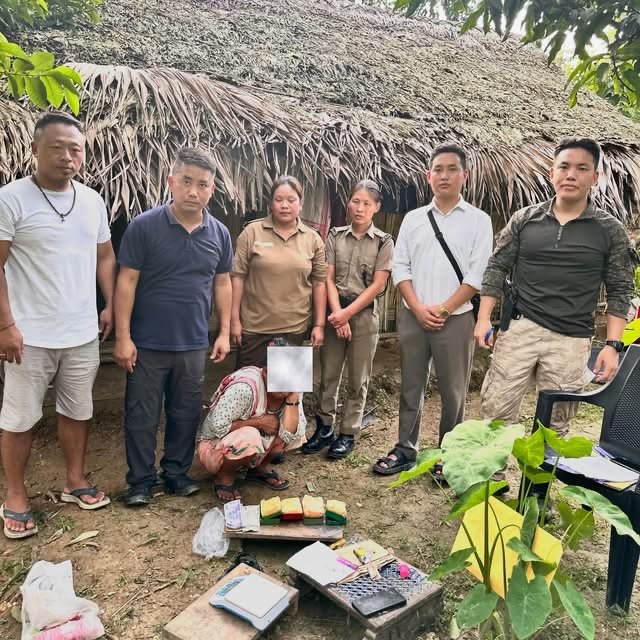 Woman held with suspected heroin in Deomali