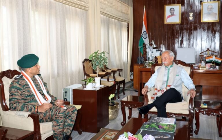 Guv, 4 Corps GOC discuss border security and civic outreach