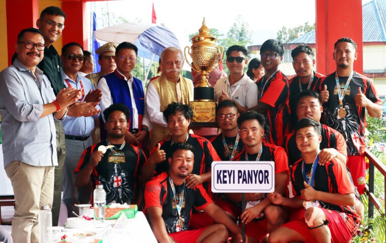 Guv urges youth to embrace service, preserve traditional sports