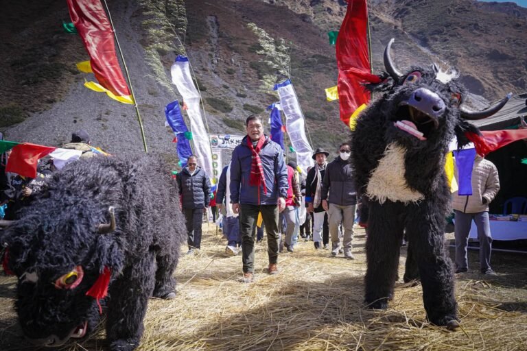 Khandu calls for comprehensive roadmap to strengthen yak conservation